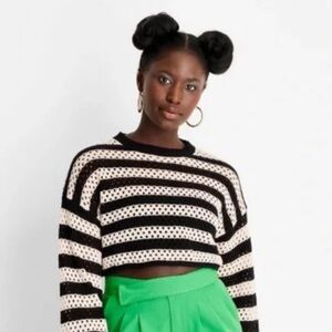 Future Collective Black and ivory crop crochet sweater size M